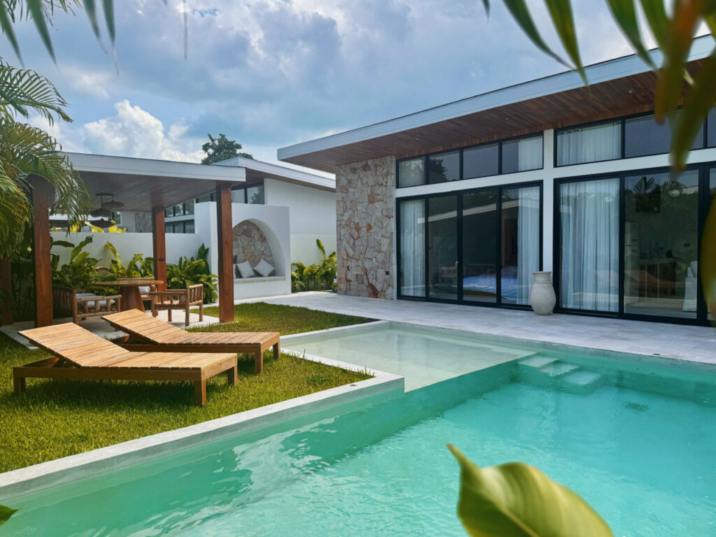 Golden Palm Pool Villa near Fisherman’s Village