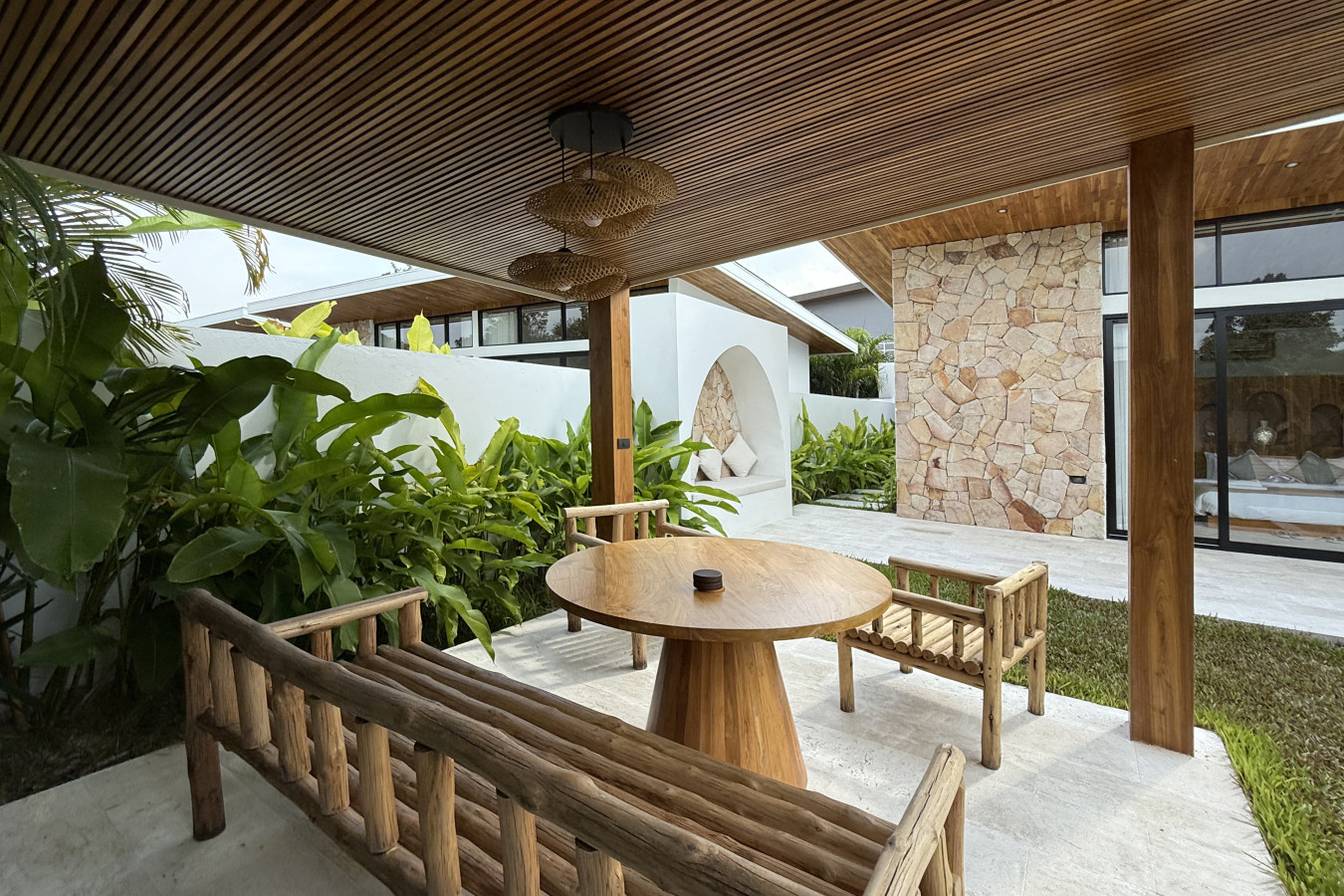 hostaway-1006-1760615634